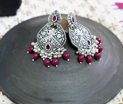 Antique style Earrings with Stone